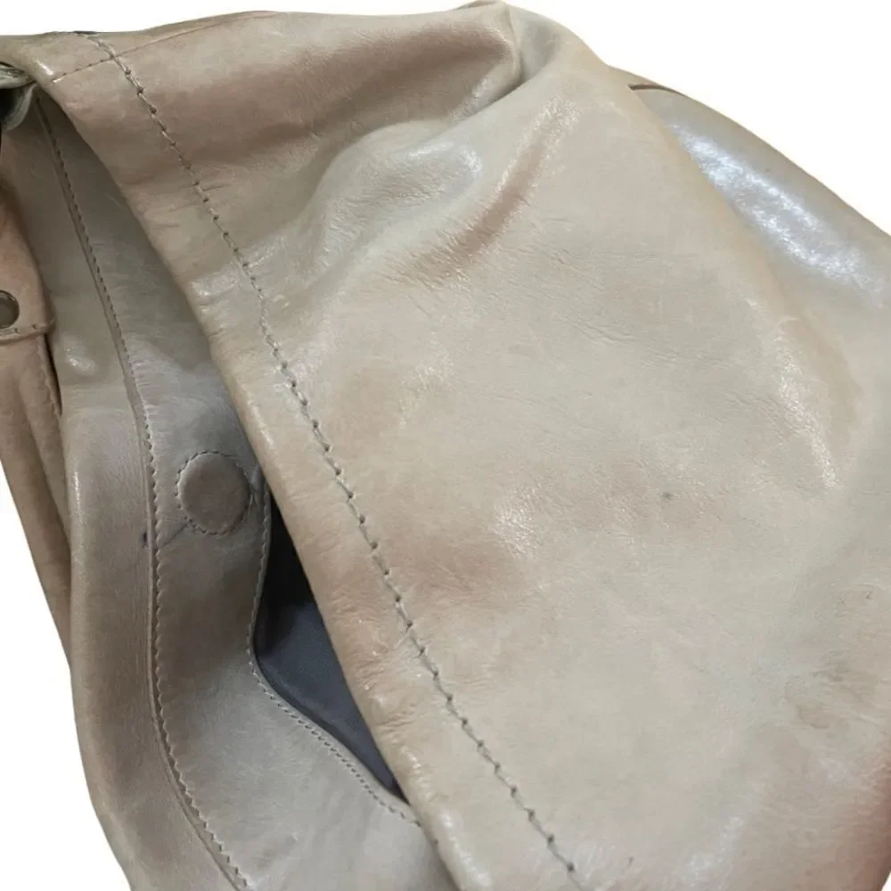 Frye Melissa Hobo Bag in Parchment
